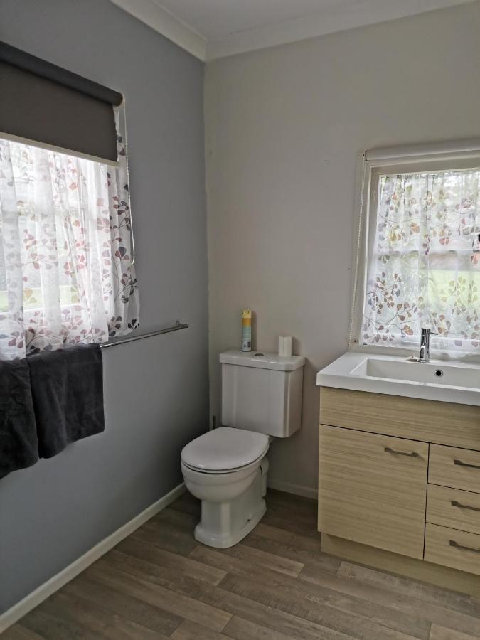 Lavalla Estate Guest House Tuakau Екстериор снимка