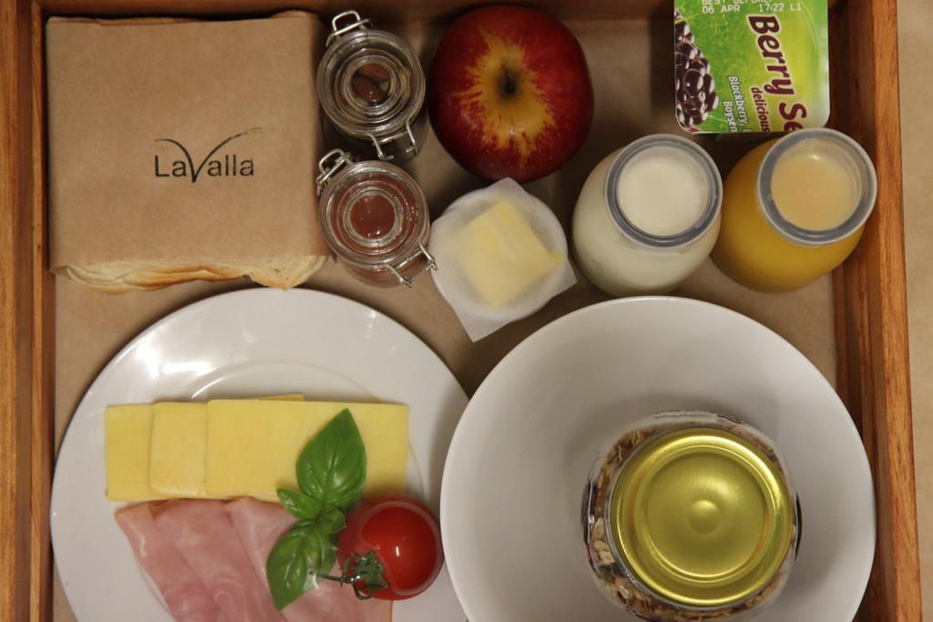 Lavalla Estate Guest House Tuakau Екстериор снимка
