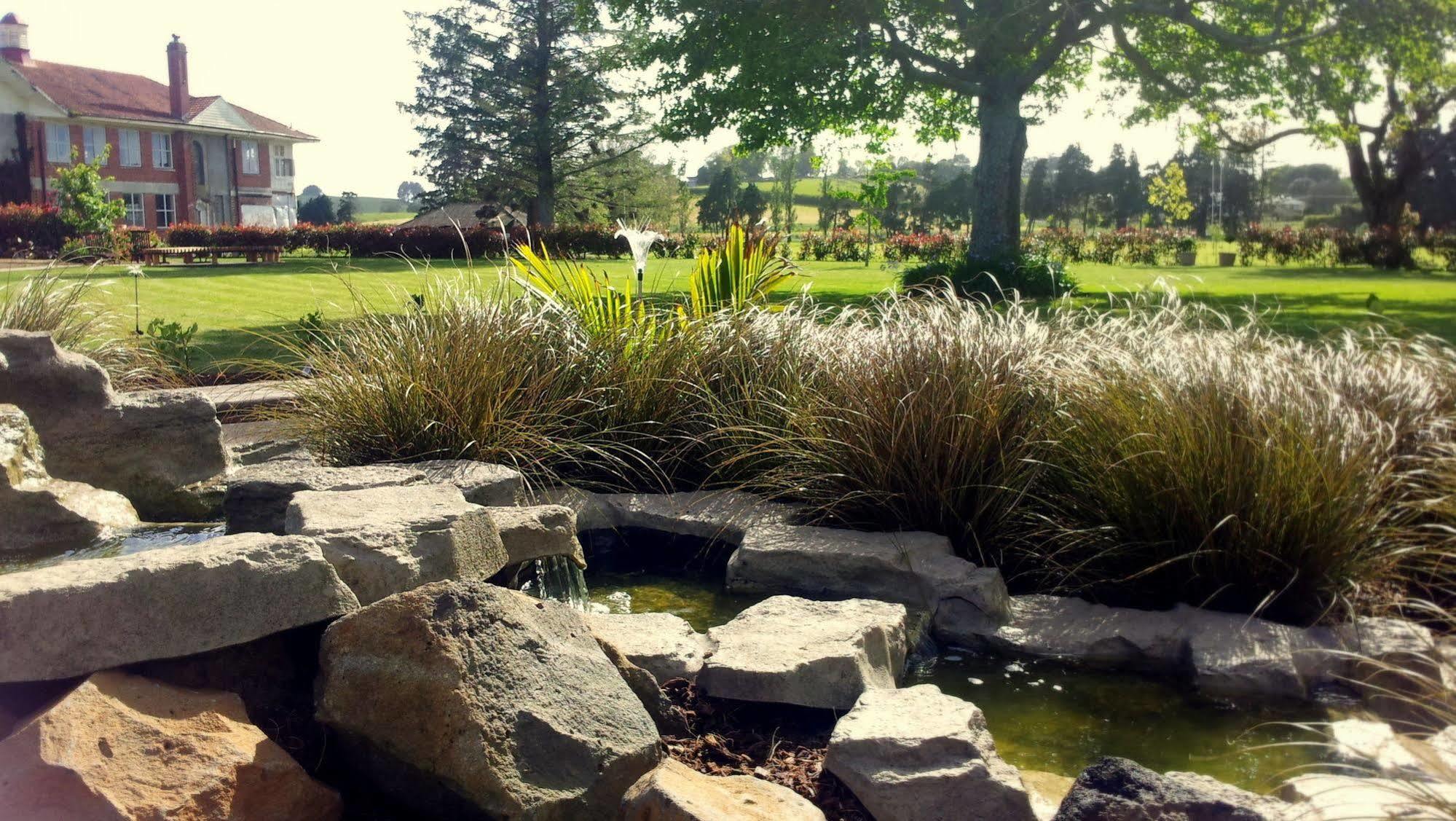 Lavalla Estate Guest House Tuakau Екстериор снимка